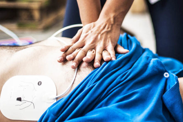  BLSD PER OPERATORI SANITARI